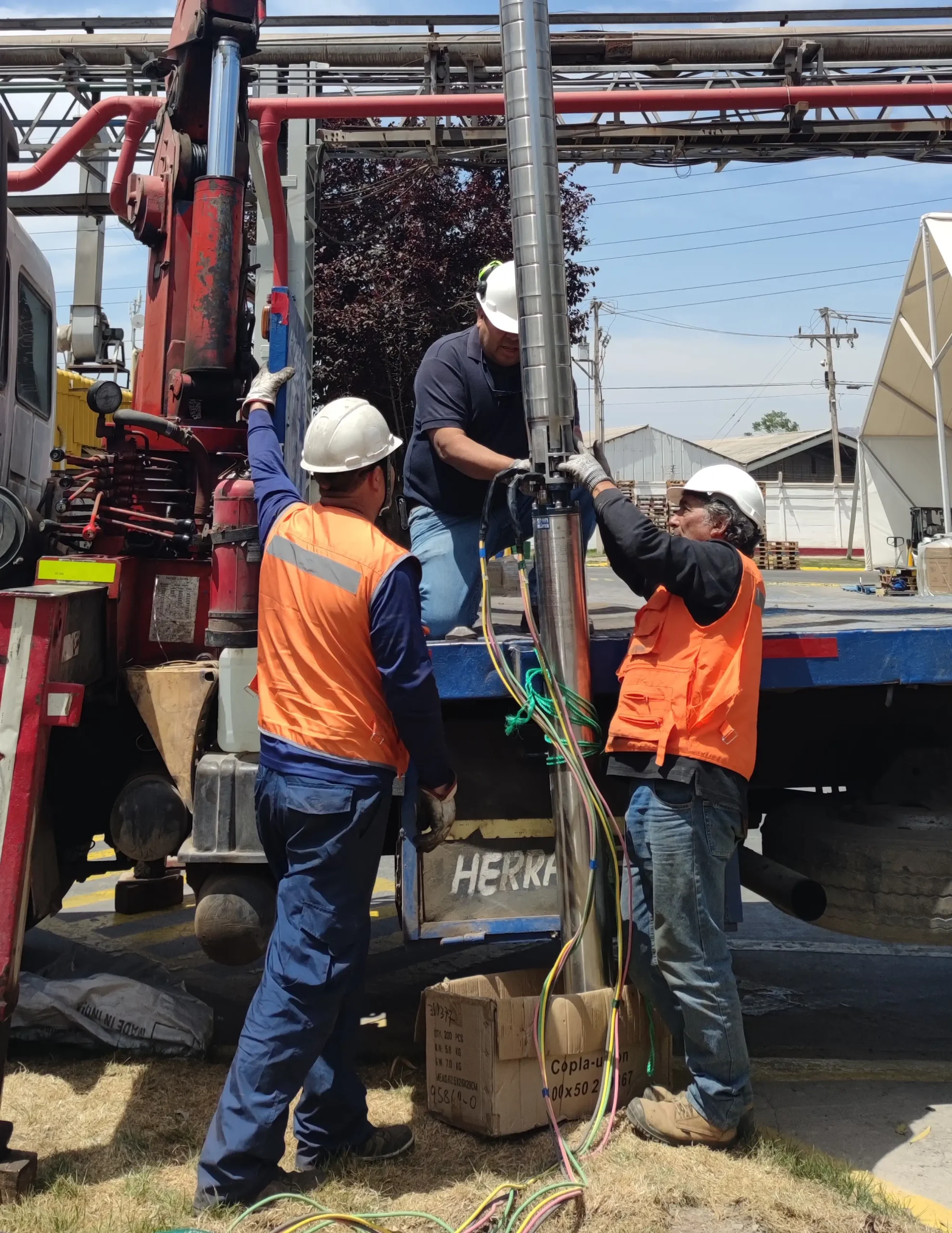 Bomba de sondajes y pozos